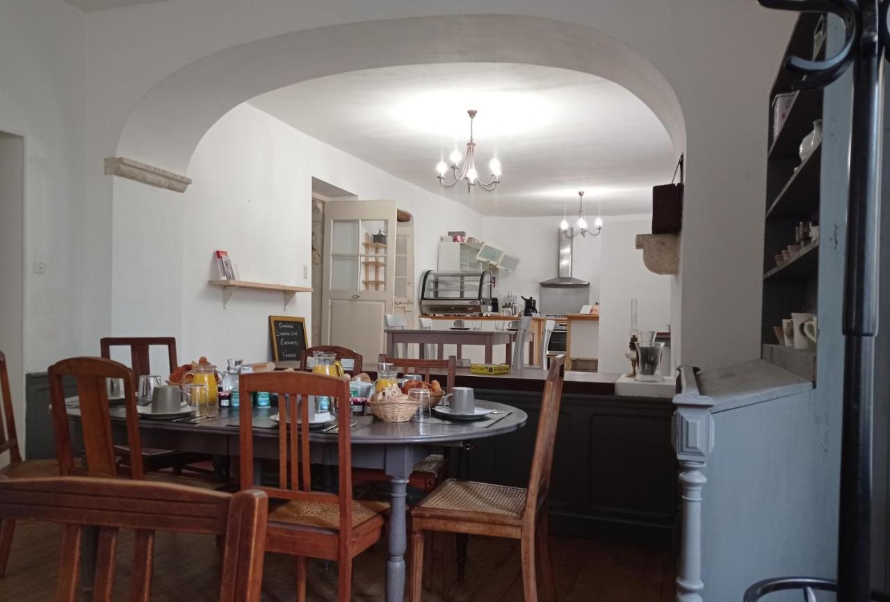 Maison Rives - Village Du Livre De Montolieu מראה חיצוני תמונה