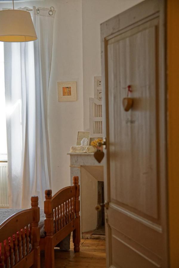 Maison Rives - Village Du Livre De Montolieu מראה חיצוני תמונה